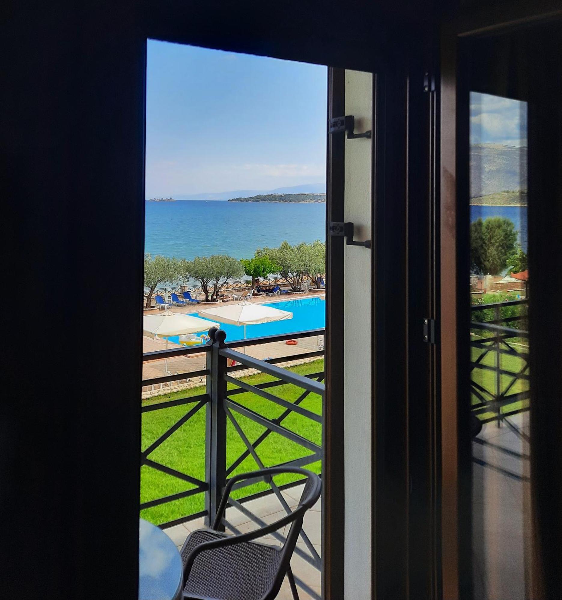 Europa Beach Hotel Galaxídhion Eksteriør bilde
