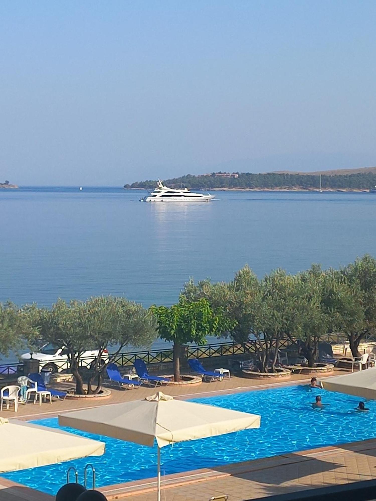 Europa Beach Hotel Galaxídhion Eksteriør bilde