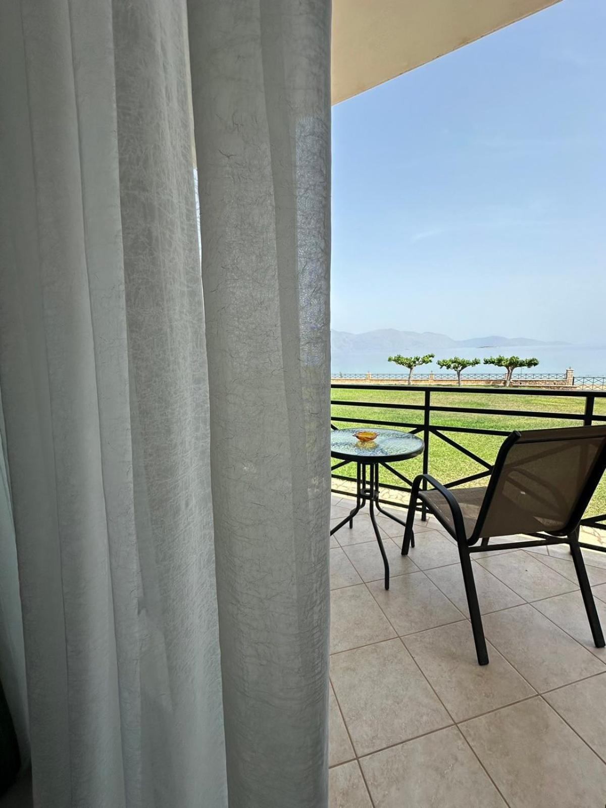 Europa Beach Hotel Galaxídhion Eksteriør bilde
